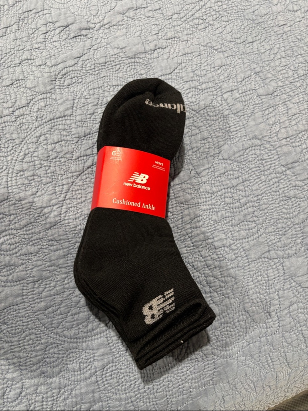 💕NWT! New Balance Black Cushioned Ankle Athletic Socks - 6 Pair Pack